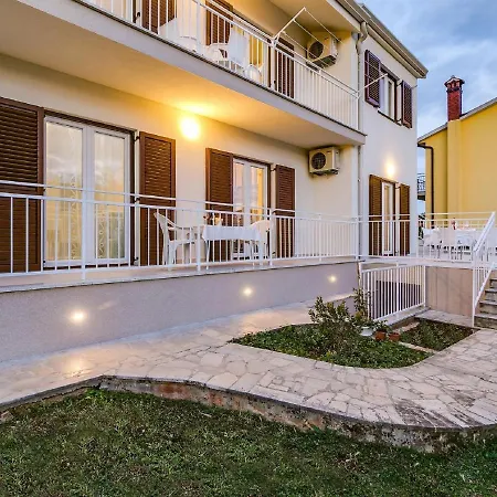 Appartement Welcoming Near Sea In