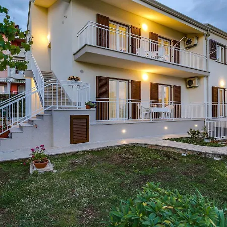 Appartement Welcoming Near Sea In *