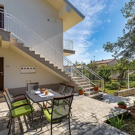 Appartement Welcoming Near Sea In *
